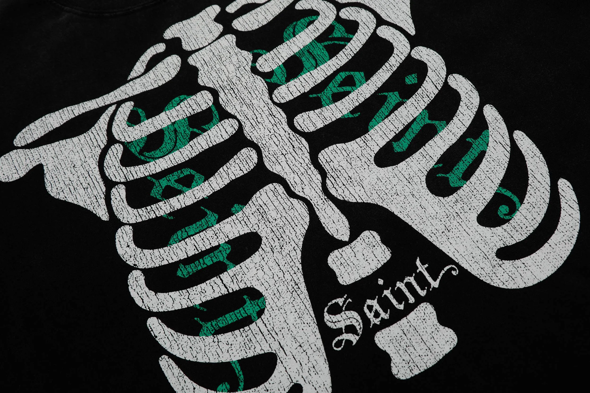 Saint washed vintage skeleton short-sleeved T-shirt Color: washed black Wholesale price: 118 Size: M L XL XXL Style number: 2146